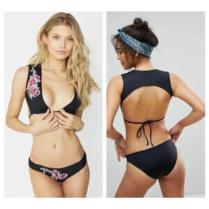 Frankie's Bikinis Summer Black Rose Bikini Bottom Size‎ Large